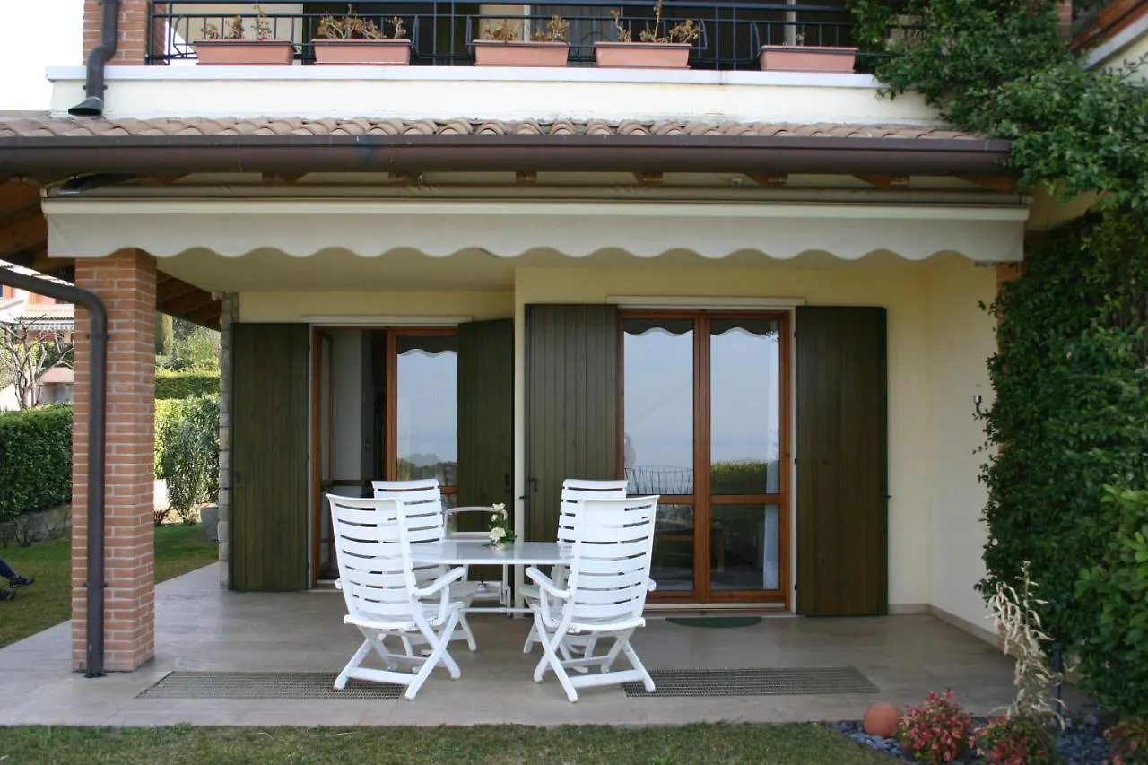 公寓 Ausblick Lazise Gardasee - Ferienhaus Mit Seeblick, Infinity Pool, Garten Und Garage