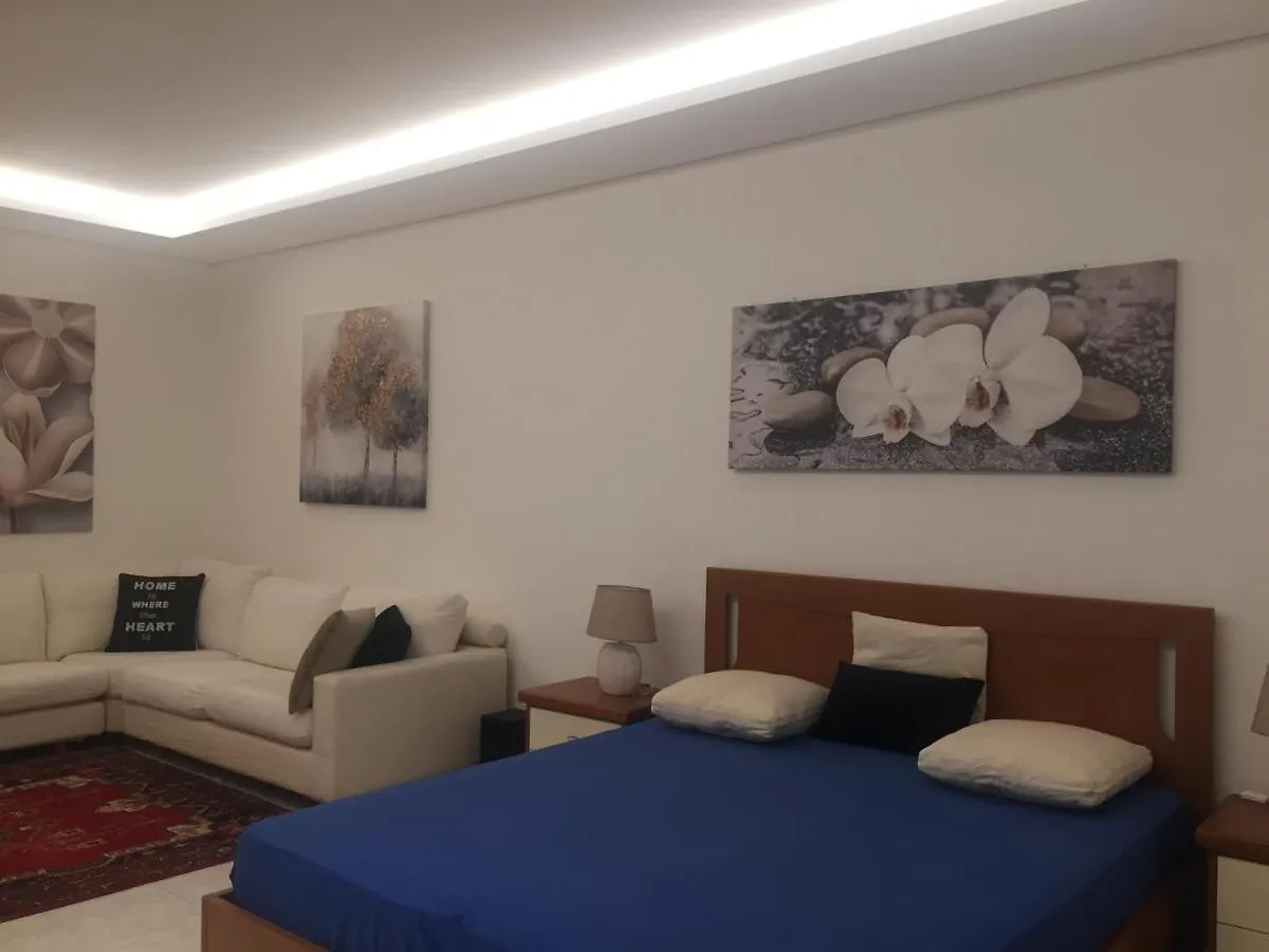 Apartment Ausblick Lazise Gardasee - Ferienhaus Mit Seeblick, Infinity Pool, Garten Und Garage
