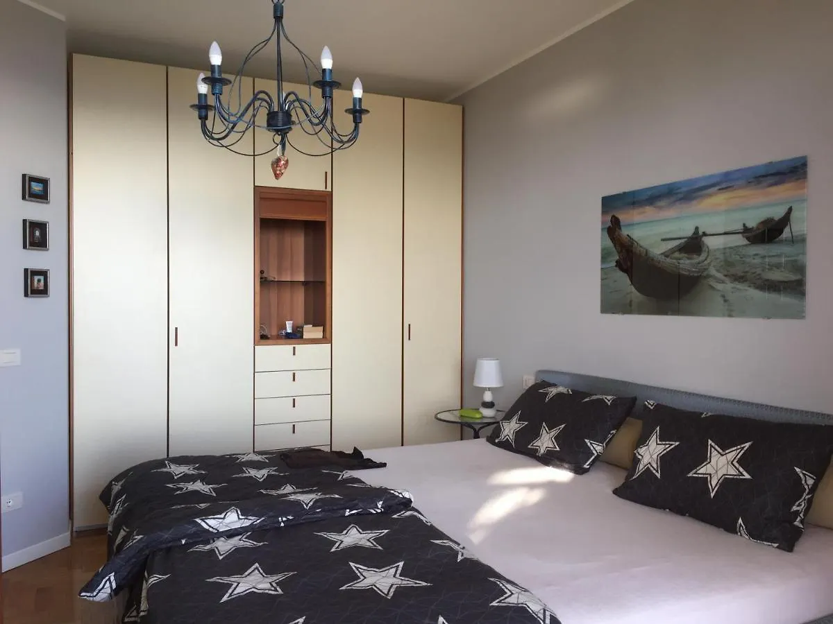 Ausblick Lazise Gardasee - Ferienhaus Mit Seeblick, Infinity Pool, Garten Und Garage Apartment