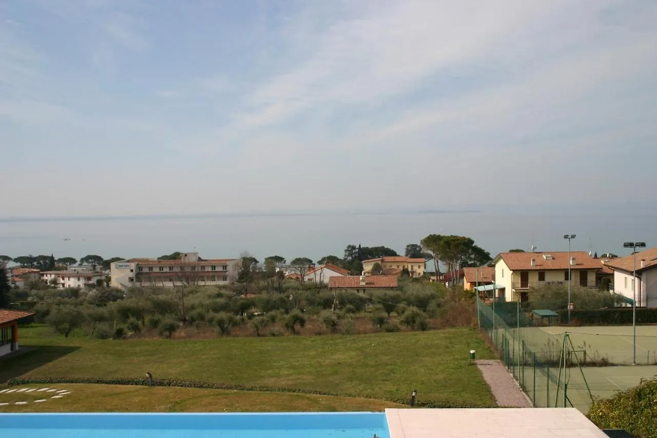 Ausblick Lazise Gardasee - Ferienhaus Mit Seeblick, Infinity Pool, Garten Und Garage 0*,  Italy