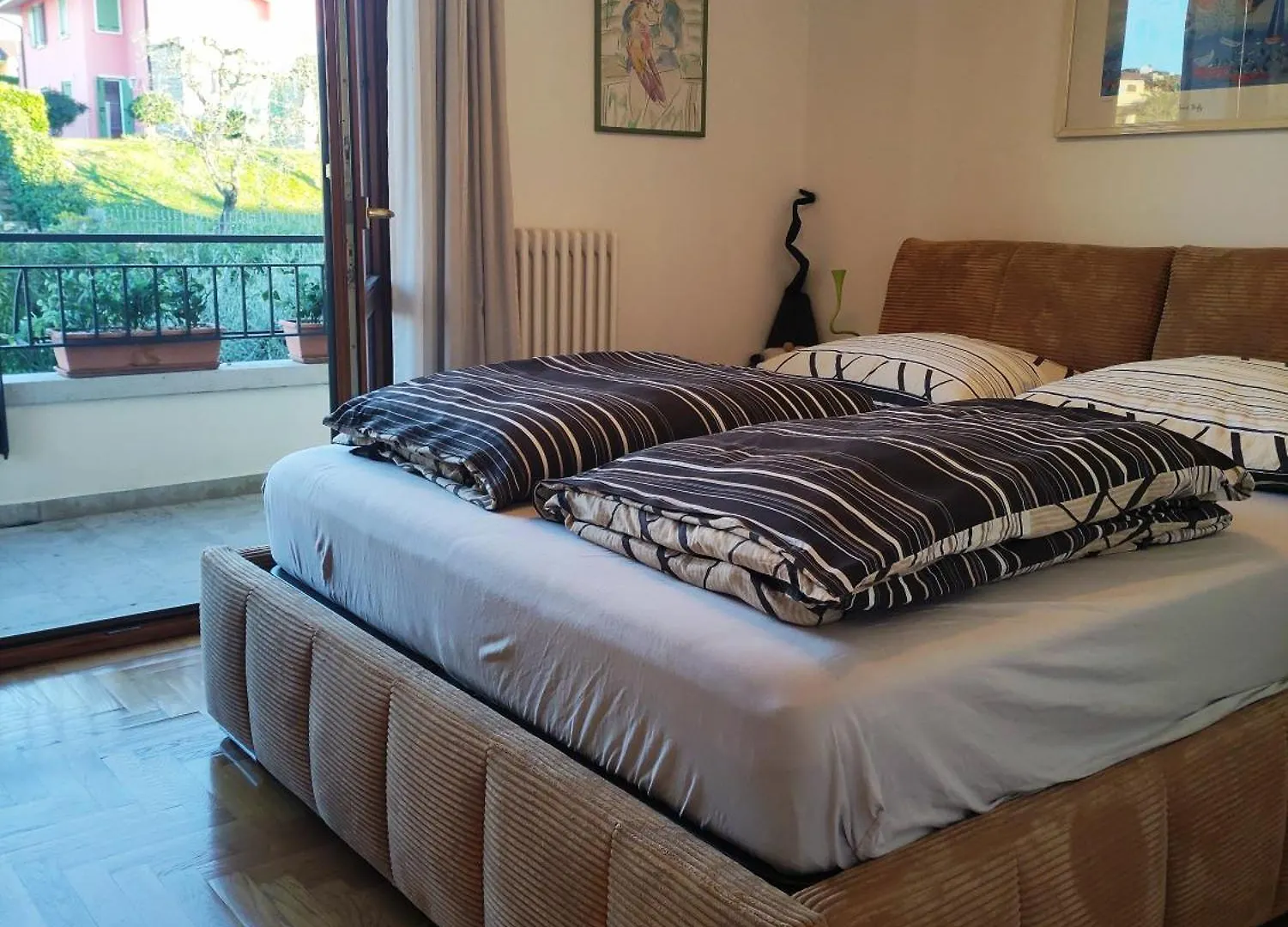Apartment Ausblick Lazise Gardasee - Ferienhaus Mit Seeblick, Infinity Pool, Garten Und Garage