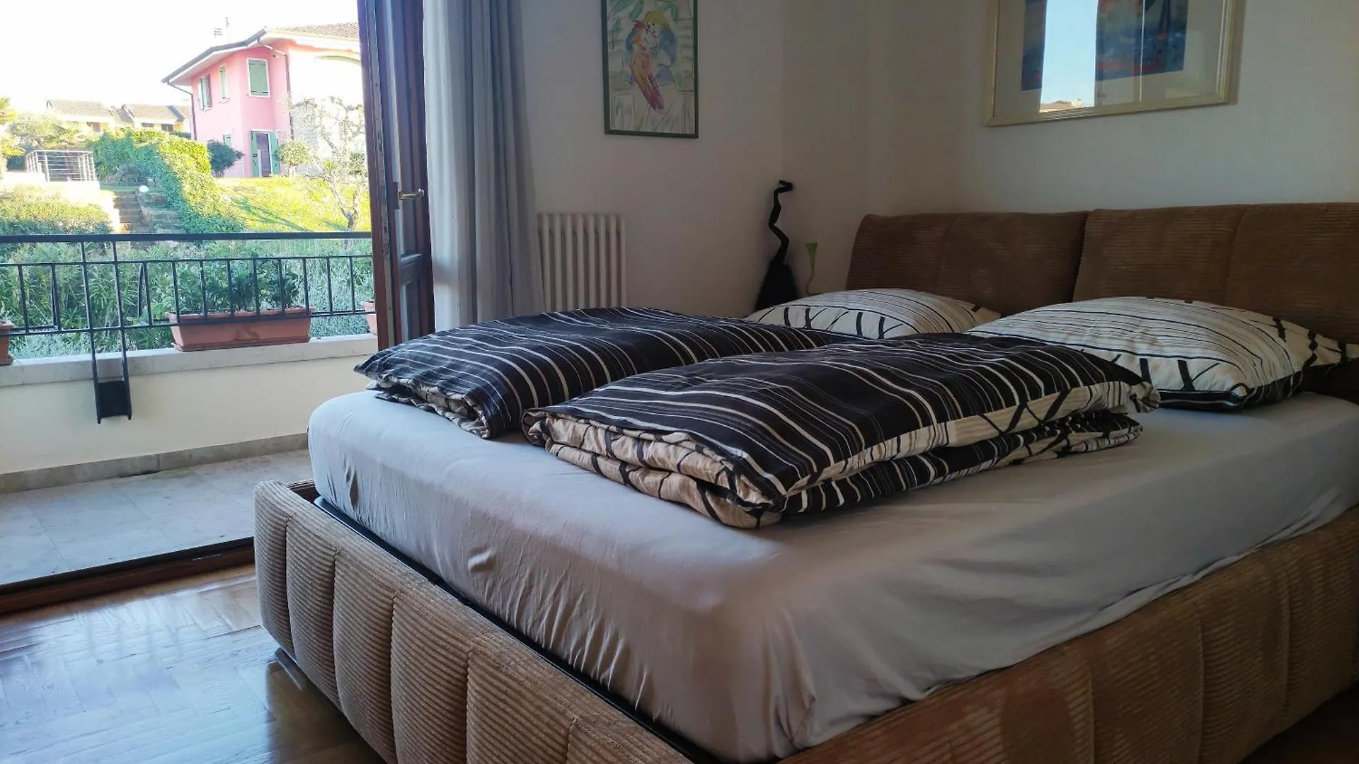 Ausblick Lazise Gardasee - Ferienhaus Mit Seeblick, Infinity Pool, Garten Und Garage 0*,  Italy