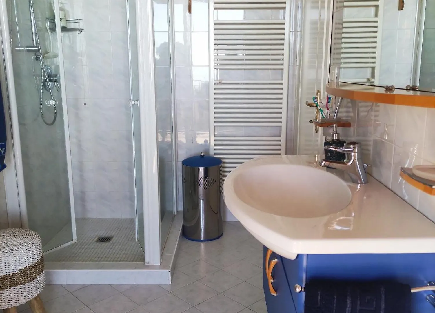 Ausblick Lazise Gardasee - Ferienhaus Mit Seeblick, Infinity Pool, Garten Und Garage 0*,